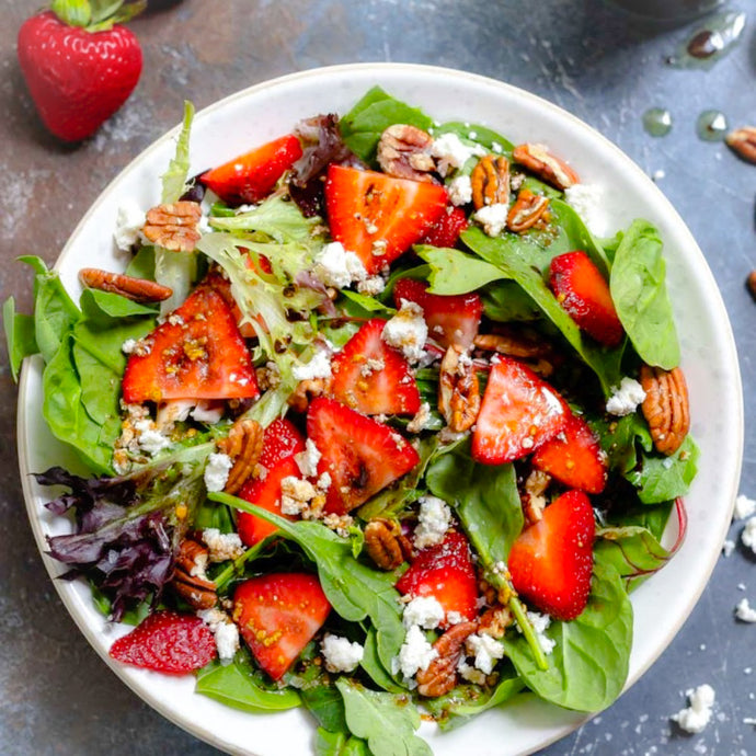 Strawberry Balsamic Spinach Salad